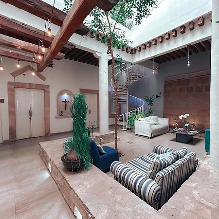 M Hoteles Concepto Morelia Luaran gambar