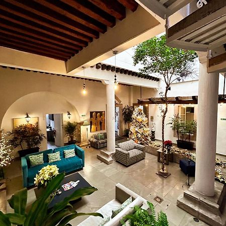 M Hoteles Concepto Morelia Luaran gambar